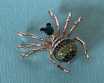 Green rhinestone spider brooch,  green spider pin, Halloween spider,, spider jewelry, Halloween pin, rhinestone spider brooch, insect brooch