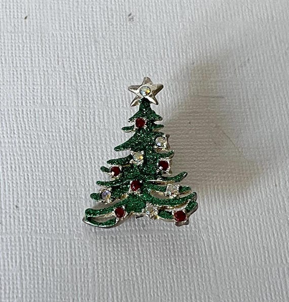 Vintage Christmas tree brooch, rhinestone Christmas tree pin, Christmas jewelry, Christmas tree pin vintage, holiday tree pin Christmas tree View 3