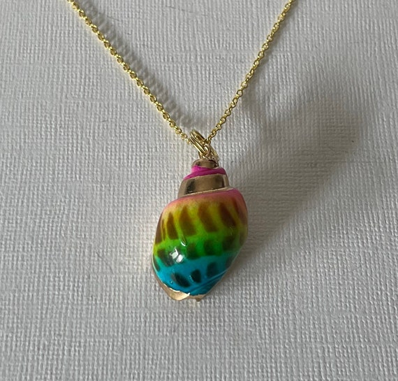 Shell necklace, beach necklace, rainbow shell nec… - image 9