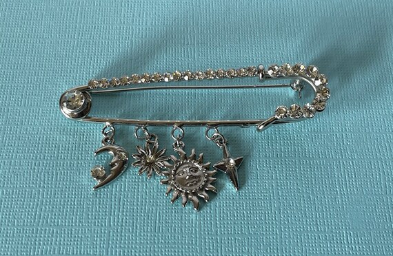 Vintage safety pin brooch, vintage moon and stars… - image 3
