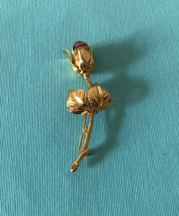 Single Rose Pin the single rose vintage - Gem