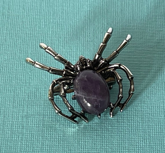 Purple spider brooch, amethyst spider brooch, Halloween spider pin, tarantula spider brooch, spider jewelry, silver spider, amethyst spider
