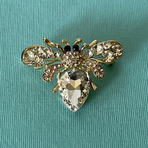 Rhinestone bee brooch, clear rhinestone bee pin, bee jewelry, bumble bee pin, honey bee pin, bumble bee brooch rhinestone bee brooch, insect