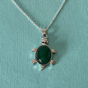 Green agate turtle necklace, tortoise necklace, 20&quot; turtle necklace, sea turtle, snapping turtle, turtle jewelry, green turtle necklace