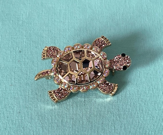 Rhinestone turtle brooch, sea turtle brooch, snapping turtle, pink turtle pin, rhinestone turtle brooch turtle jewelry, box turtle, tortoise