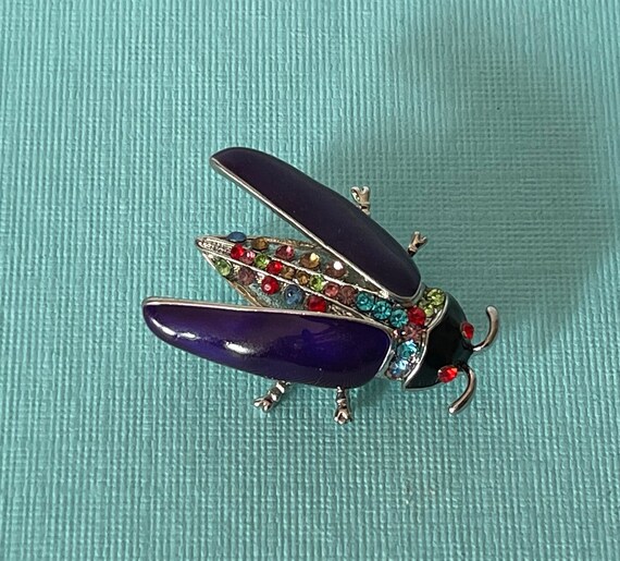 Purple beetle brooch, multi colored rhinestone roach brooch, scarab brooch, purple roach pin, purple beetle brooch, insect pin, purple roach