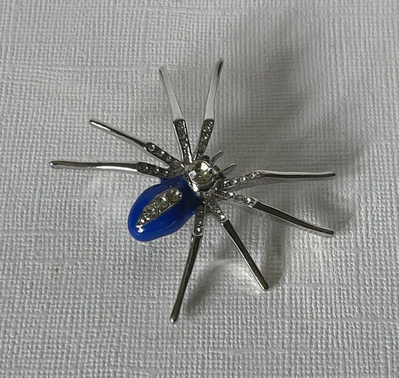 Blue spider brooch, rhinestone spider pin, Hallow… - image 4