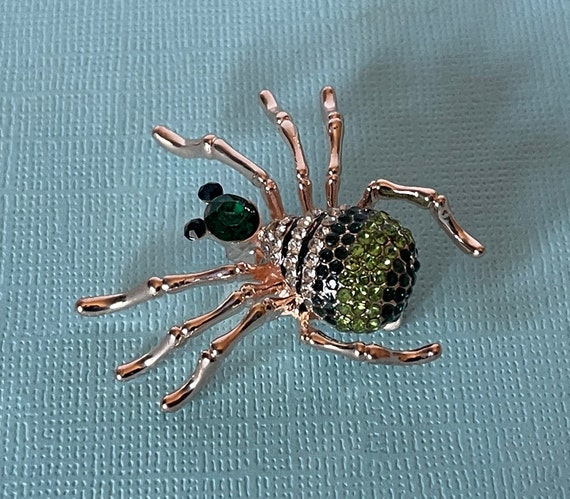 Green rhinestone spider brooch,  green spider pin… - image 6