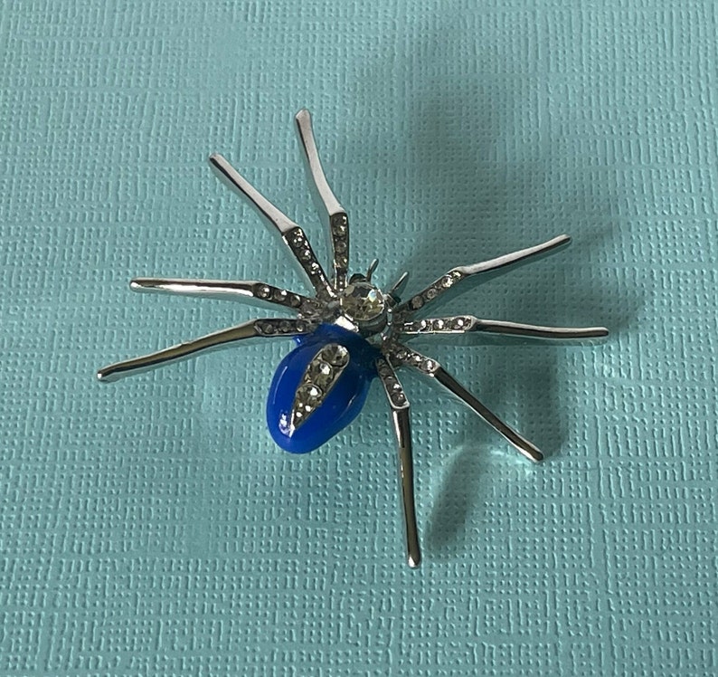 Blue spider brooch, rhinestone spider pin, Halloween spider pin, spider jewelry, tarantula pin blue spider brooch Halloween jewelry spider image 2
