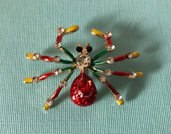 Red rhinestone spider brooch, halloween spider pi… - image 1