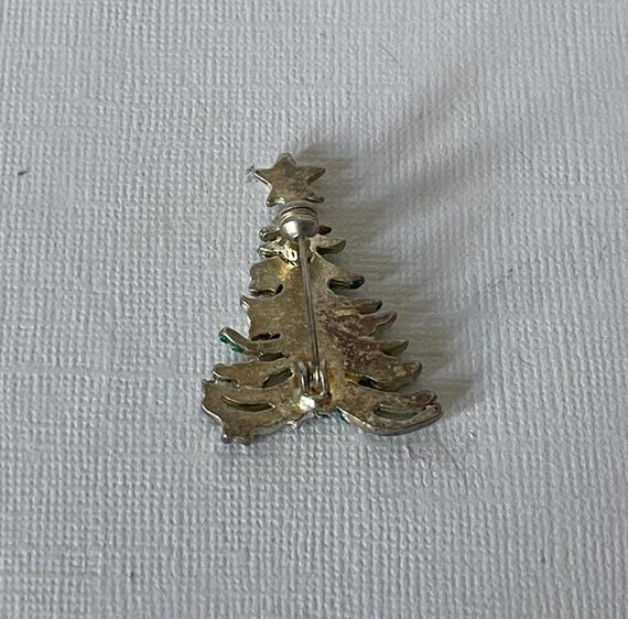 Vintage Christmas tree brooch, rhinestone Christmas tree pin, Christmas jewelry, Christmas tree pin vintage, holiday tree pin Christmas tree View 5