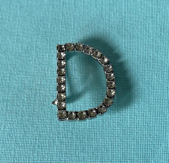 Vintage letter D brooch, rhinestone letter D pin, letter D jewelry, monogram d pin, initial d brooch, rhinestone d, letter d vintage, d pin