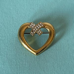 Vintage heart brooch, rhinestone heart pin, heart with x pin, gold heart pin, wedding heart pin, Valentine&#39;s heart brooch, heart pin vintage