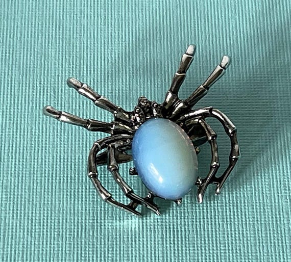 Spider brooch, opal stone spider pin, Halloween spider brooch, tarantula spider brooch, spider jewelry, tarantula spider brooch, opal spider