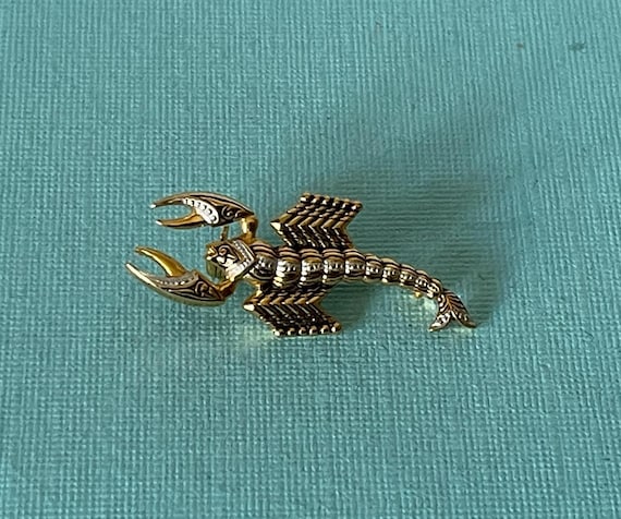 Vintage lobster brooch, lobster pin, crawfish brooch, seafood brooch, red lobster, gold lobster pin, gold lobster pin, crawfish New Orleans