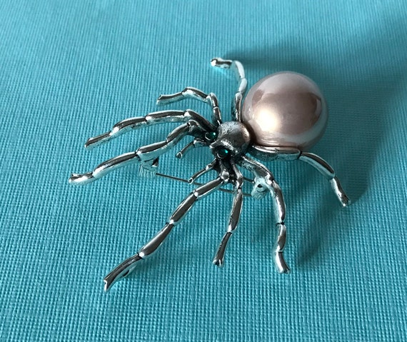 Large spider brooch, faux pearl spider pin, green