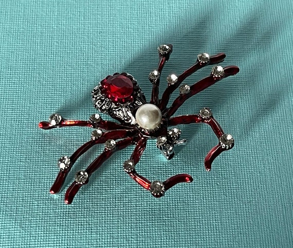 large spider brooch, red rhinestone spider pin, f… - image 1