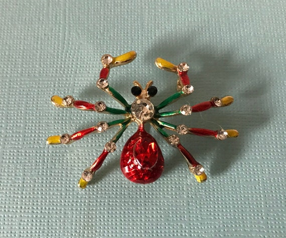 Red rhinestone spider brooch, halloween spider pi… - image 5