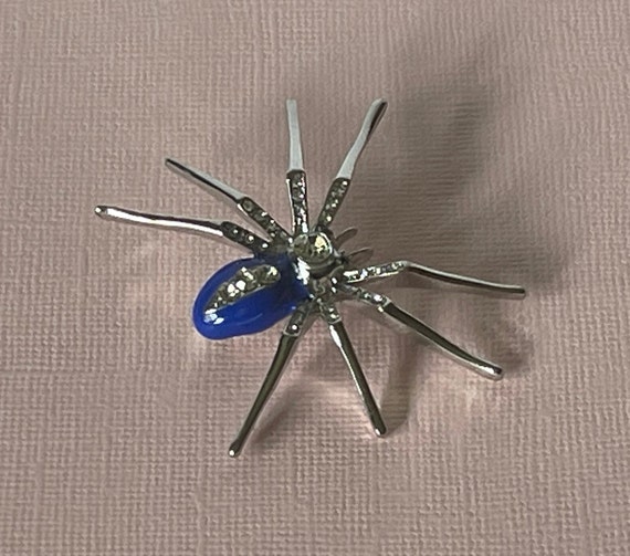 Blue spider brooch, rhinestone spider pin, Hallow… - image 3