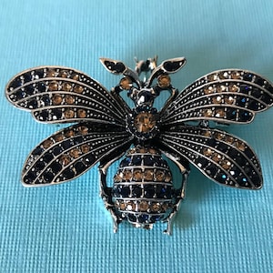Blue rhinestone bumble bee pin, bee brooch, bee jewelry, blue and gold bee pin, insect pin, bee pins, blue bee pin, bee brooch