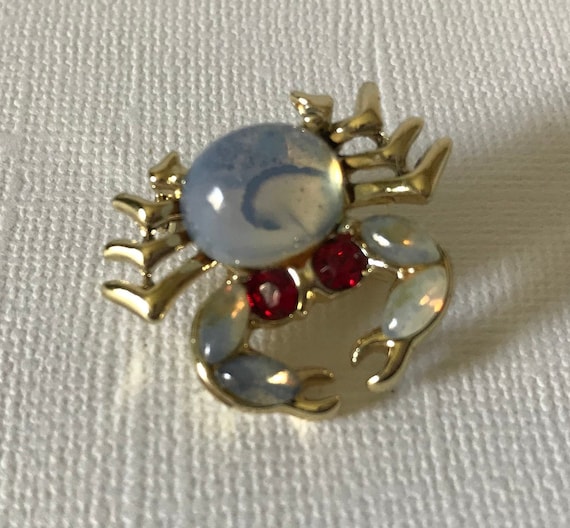 Vintage crab brooch, jelly belly crab brooch, red… - image 9