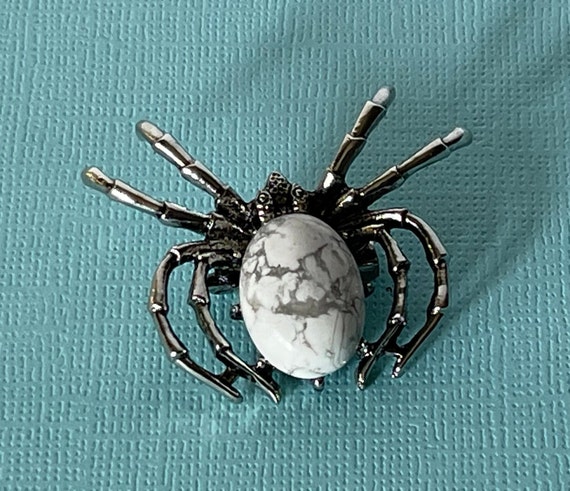 White turquoise spider brooch, tarantula brooch, … - image 1