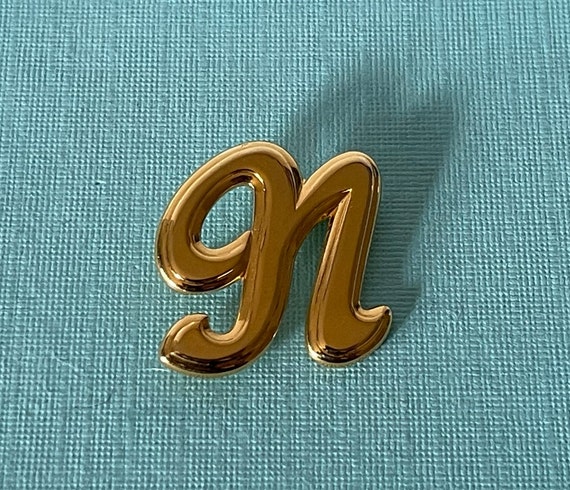 N engraved monogram initials - Gem