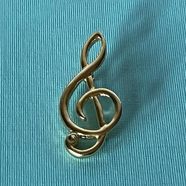 Vintage musical note brooch, vintage treble clef brooch, gold treble clef brooch, music jewelry, singer jewelry, band jewelry, musical pin