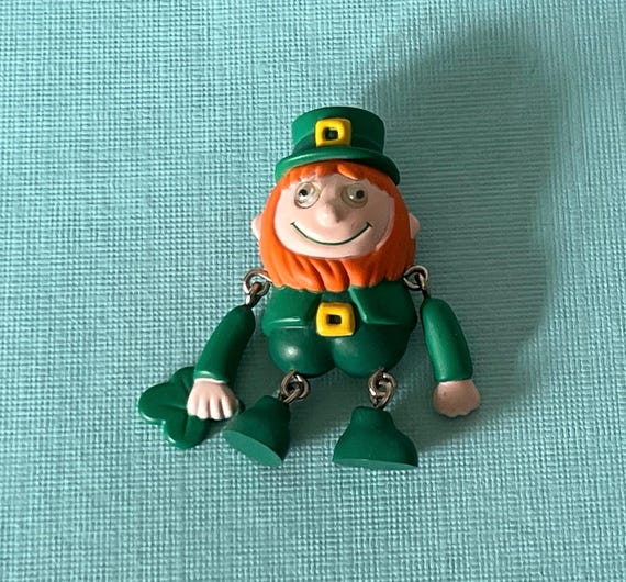 Vintage St Patrick's day brooch, Irish brooch, leprechaun brooch, Irish man brooch, shamrock brooch, lucky brooch, St Patrick's day jewelry
