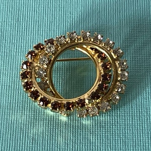 Spilla vintage a doppio cerchio, spilla a cerchio, spilla infinita, spilla a corona di strass, spilla a doppia corona di strass, corona marrone, corona d&#39;oro