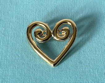 Vintage heart brooch, wedding heart pin, gold heart brooch, Valentine's heart pin, heart jewelry, gold heart pin, Valentine's jewelry