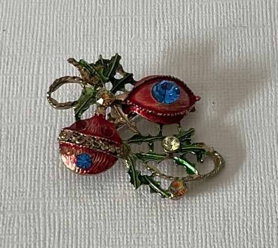 Vintage ornament brooch, rhinestone Christmas orn… - image 3