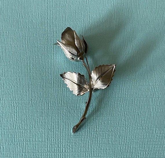 Vintage rose brooch, single rose pin, rose brooch… - image 3