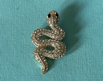 Vintage snake brooch, rhinestone snake pin, snake brooch vintage, snake jewelry, serpent brooch, cobra brooch, pit viper, copperhead, snake
