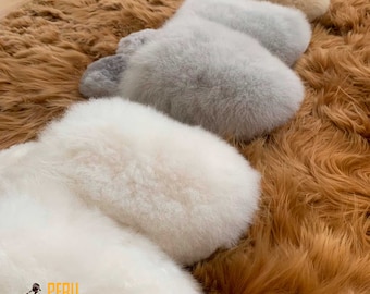 Alpaca slippers women, alpaca house slippers, winter slippers, unisex adult alpaca fur slippers, fur slippers, alpaca slippers, baby alpaca