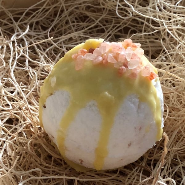 All Natural Vanilla and Cocoa Butter Bath Bomb