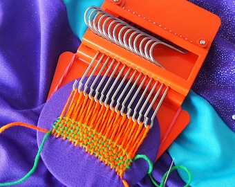 10 Hooks/ 14 Hooks Speedweve Darning Loom, Mini Darning Tool for Repairing Holes of Jeans & Socks