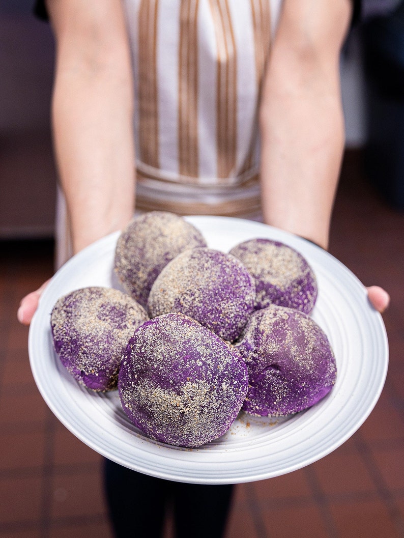 Filipino Ube Cheese Pandesal | Fresh Baked with LOVE - 6 Pieces Per Order 