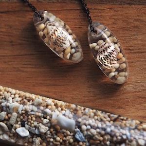 Island Swings / Seashells and Beach Sand Earrings from Indonesia