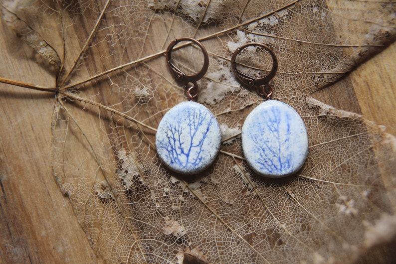 Seaweed Grove / Ceramic Earrings with Algae Imprints image 3