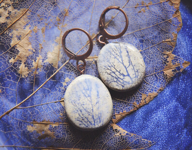Seaweed Grove / Ceramic Earrings with Algae Imprints image 2