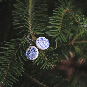 Flakes / Ceramic Earrings image 2