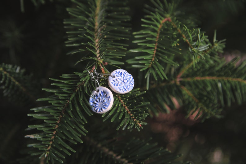 Flakes / Ceramic Earrings image 2