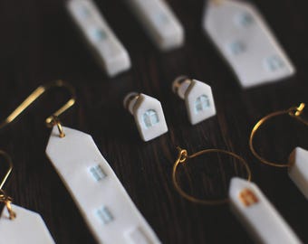 Porcelain Town / Earrings and Pendant Set