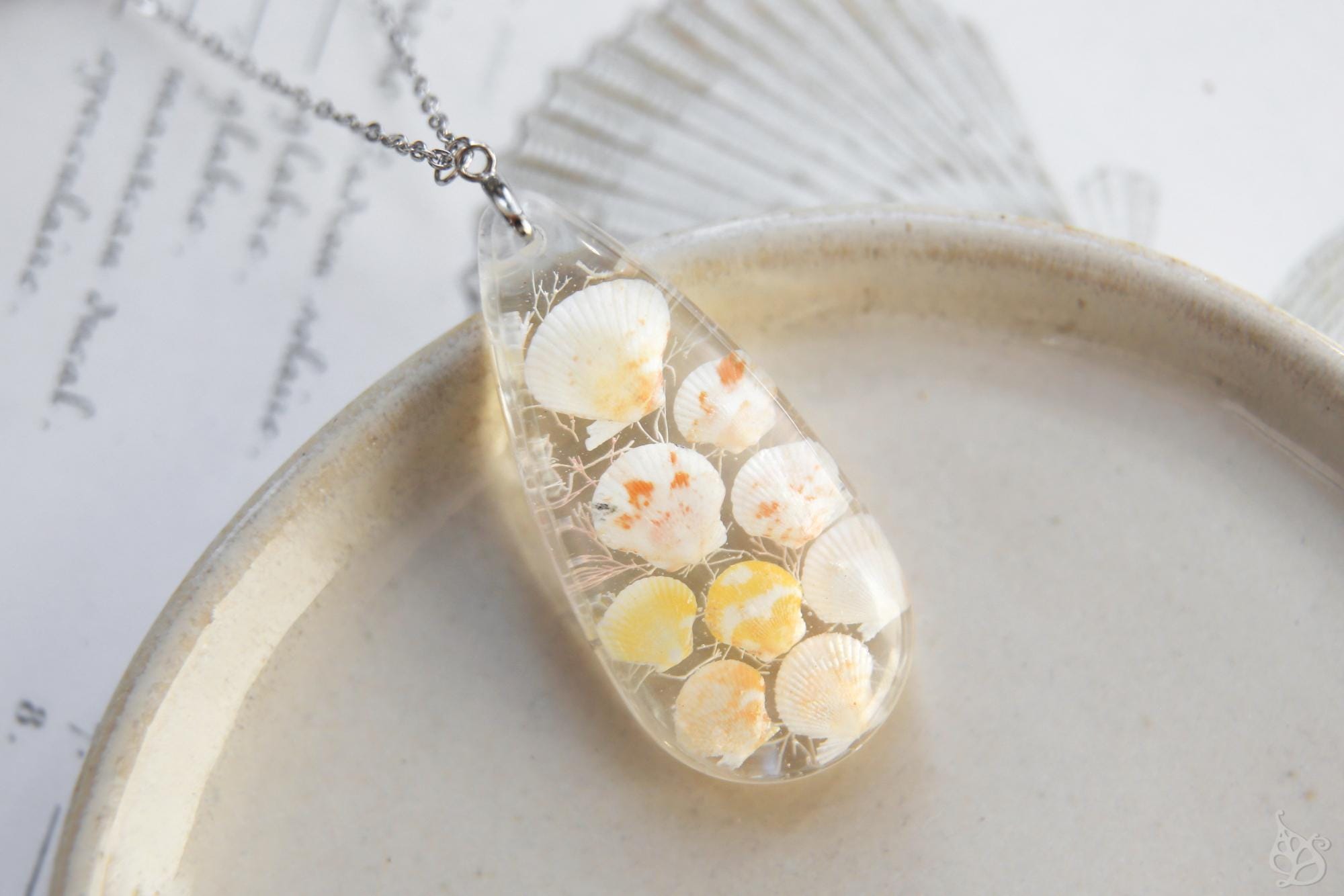 [HOLIDAYVISITOR] Okinawa Stone Necklace /追跡付 Amazon.com: One Moment In Time J10 Necklace Nauvoo Temple