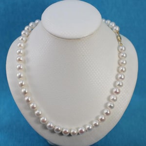 White Freshwater Pearl Hand-Knotted Necklace with 14K Yellow Gold Clasp (18&quot;)