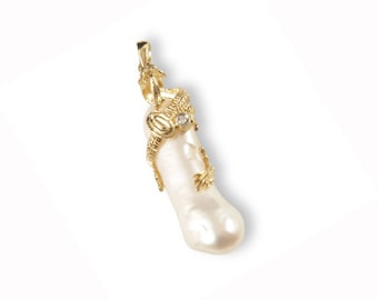 Biwa Pearl Dragon Pendant - 14k Yellow Gold + Diamond