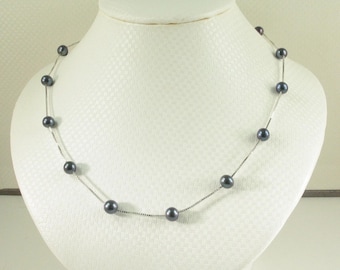 Solid Silver .925 Black Pearl Tin-Cup Necklace