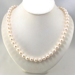 White Cultured Pearl Hand-Knotted Necklace with 14K Yellow Gold Heart Clasp