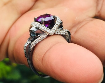 Amethyst Skull Ring: Gothic Sterling Silver Halloween Wedding Ring